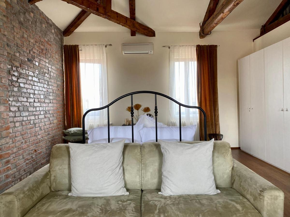 Duomo Murano Apartment With Canal View Dış mekan fotoğraf