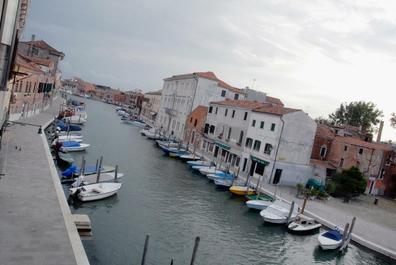 Duomo Murano Apartment With Canal View Dış mekan fotoğraf