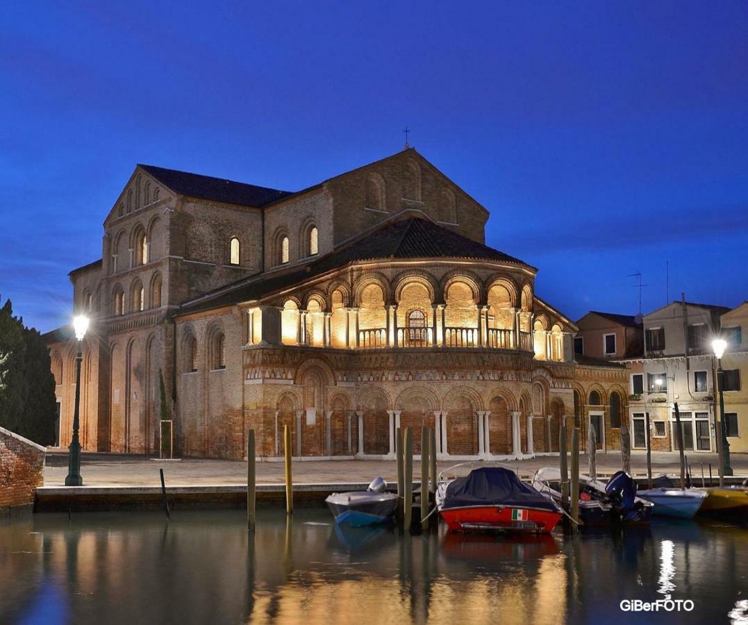 Duomo Murano Apartment With Canal View Dış mekan fotoğraf